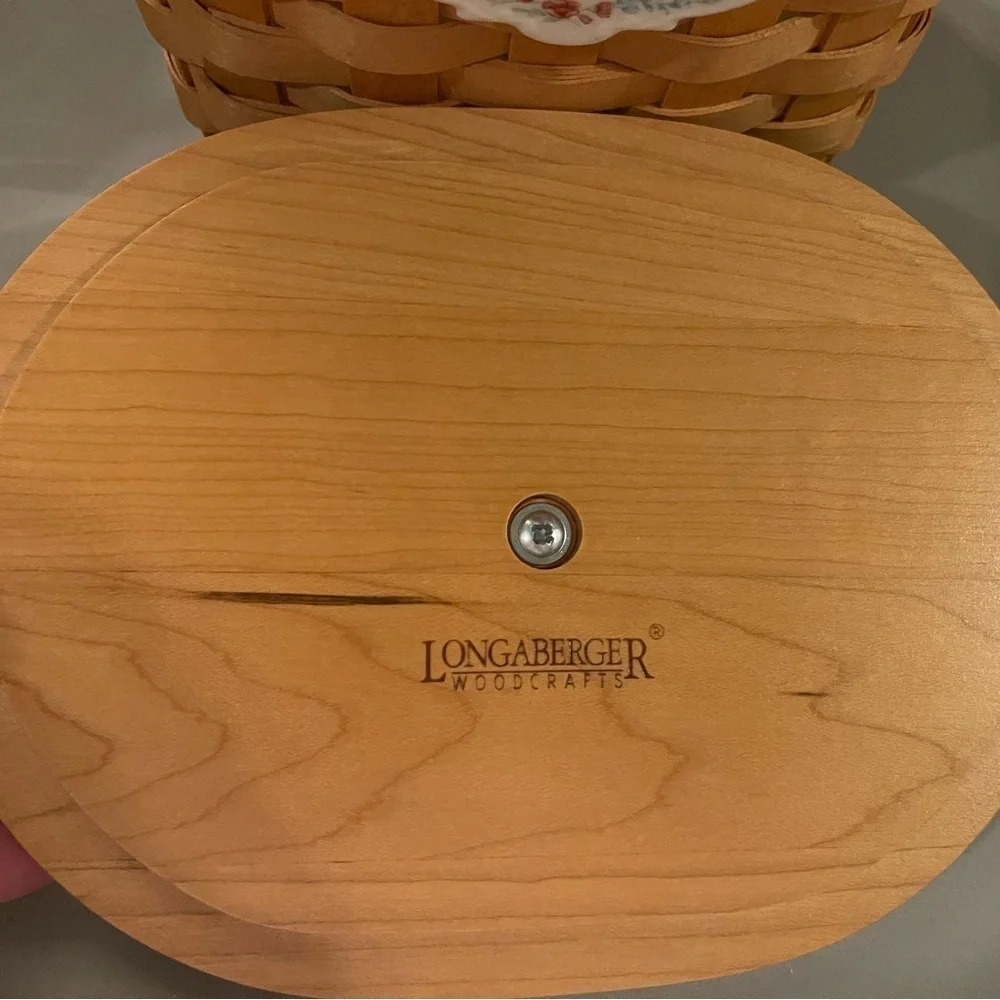Longaberger 2000 Mothers Day Vintage Blossoms Basket W/Protector, Liner, and Lid